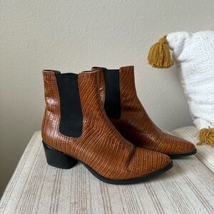 Vagabond camel snake leather heel boots size 7.5